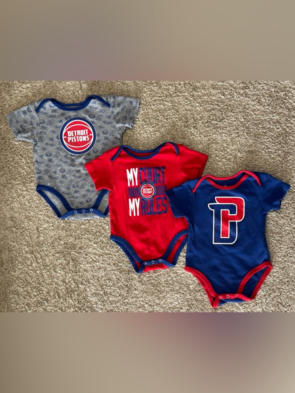 Detroit Pistons 12M Baby Bundle 3pc NBA Onesies Set Red Blue